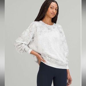 NEW LULULEMON Perfectly Oversized Crew *NWT